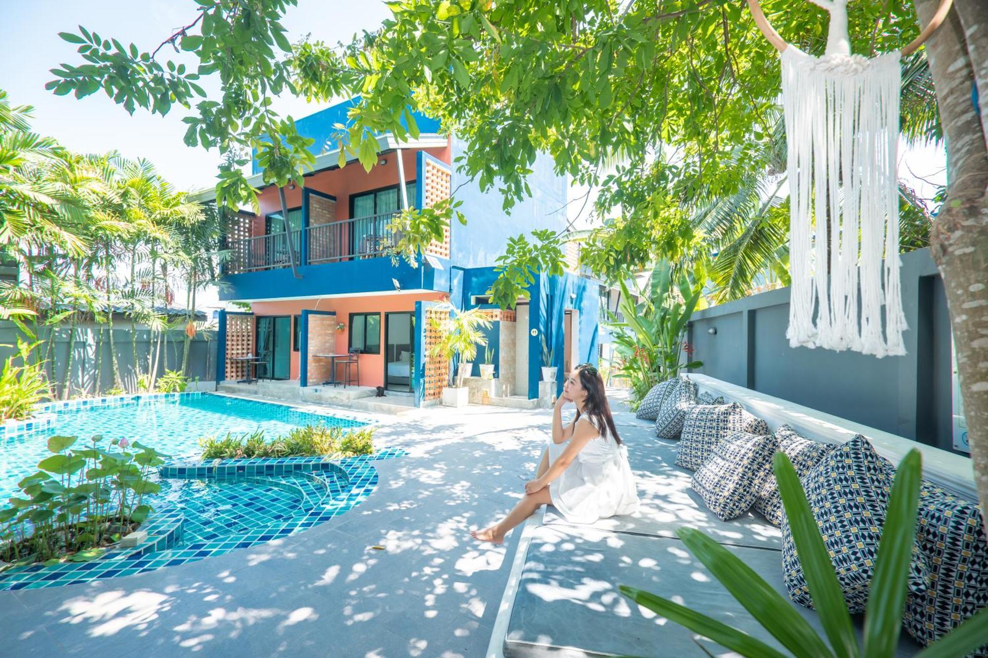 Kraam Silhouette Hotel And Cafe Phuket Chalong Exterior foto